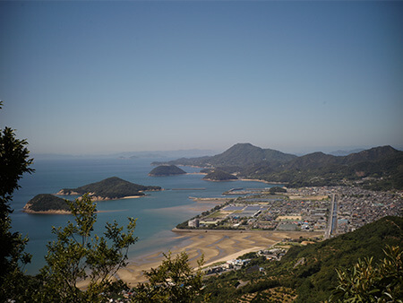 讃岐の風土が迎える建築